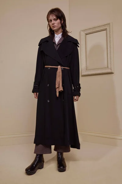 Look 3